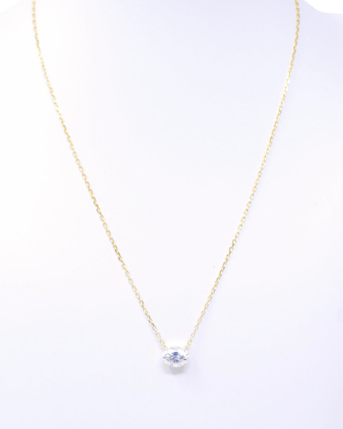 Hanna Solitaire Necklace in Gold