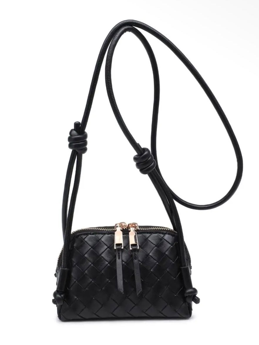 Essa Crossbody in Black