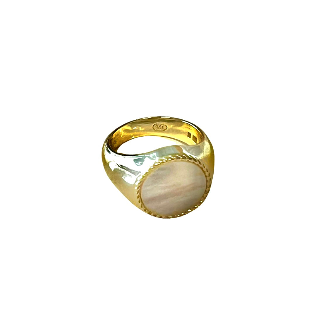 Tina Pinky Ring in Gold with Pearl
