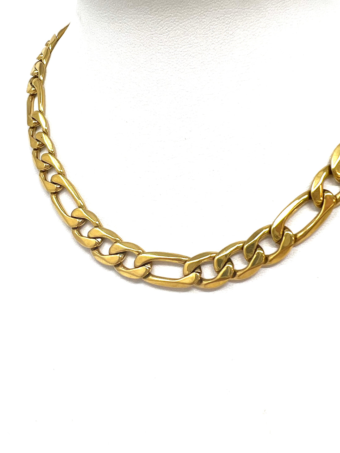 Paris Necklace in Gold