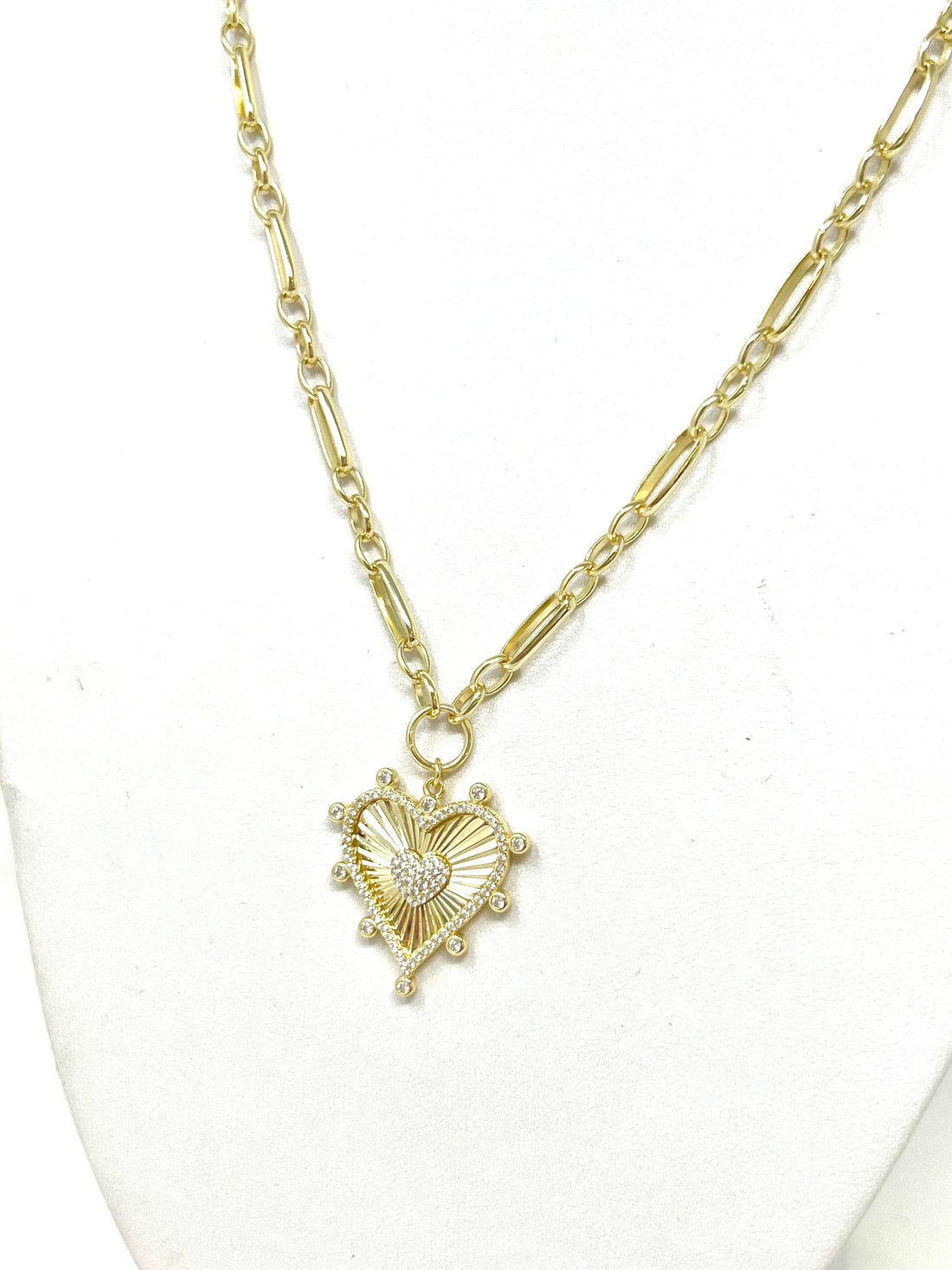Jennifer Heart Necklace in Gold