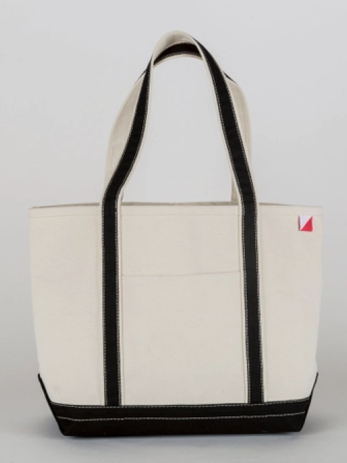 Medium Classic Tote for the Boat in Black
