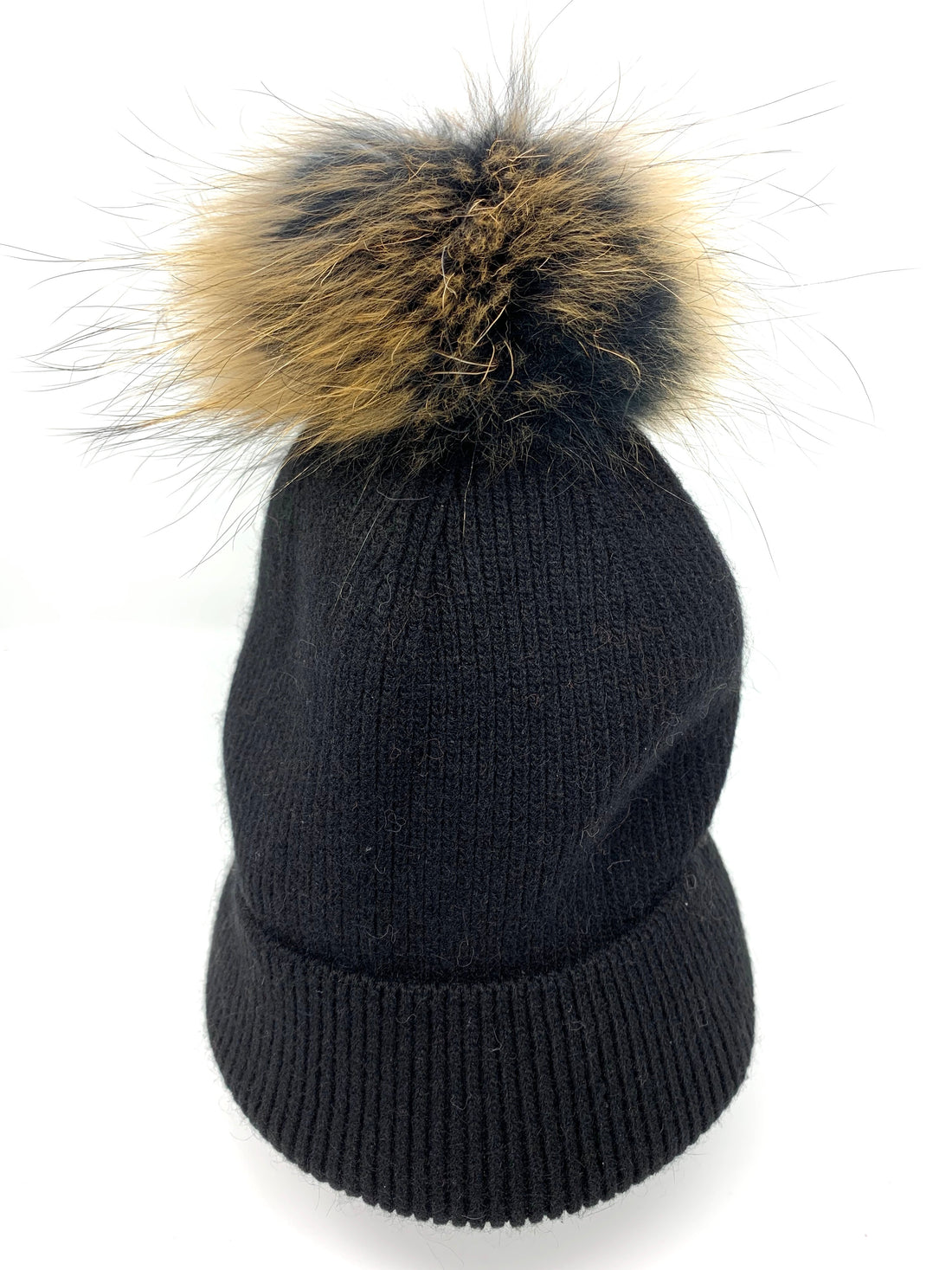 Fur Pom Hat in Black