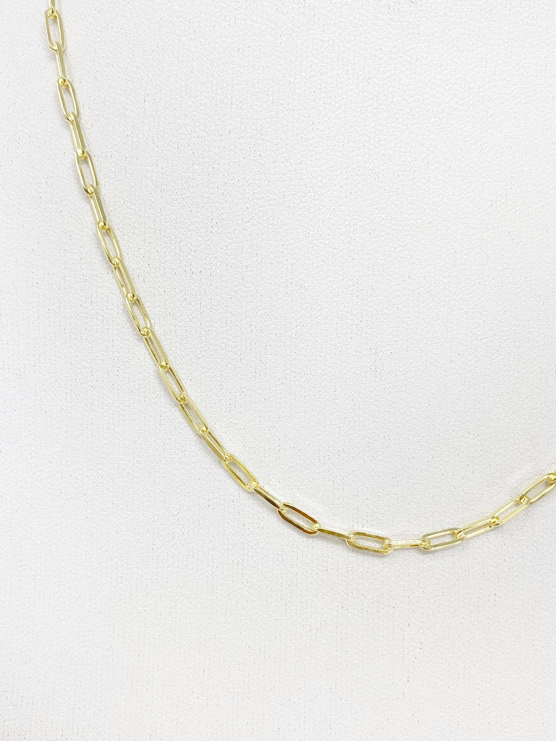 Charming Chainlink Necklace in Gold 16"
