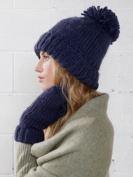 Hand-Knitted Basic Pompom Hat in Midnight Blue