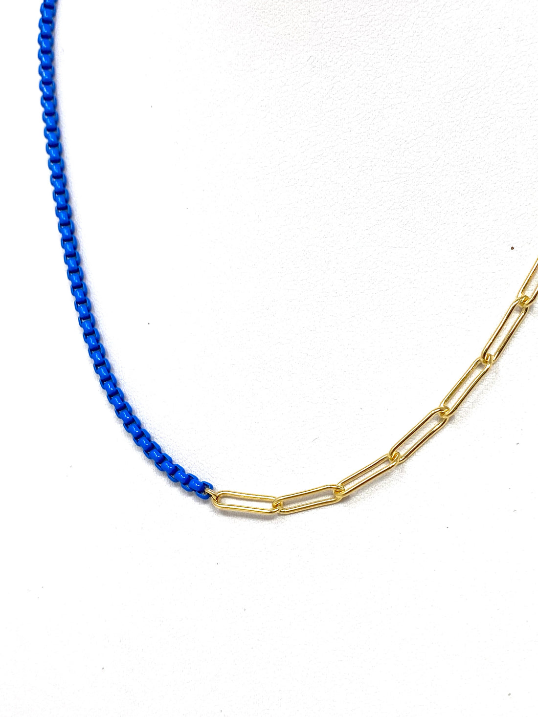 Going Dutch Chain in Cobalt with Gold Chainlink