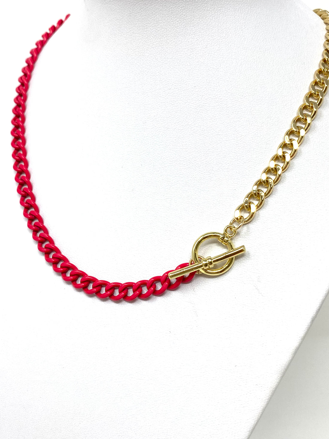 Dylan Half and Half Curb Chain with Toggle in Hot Pink