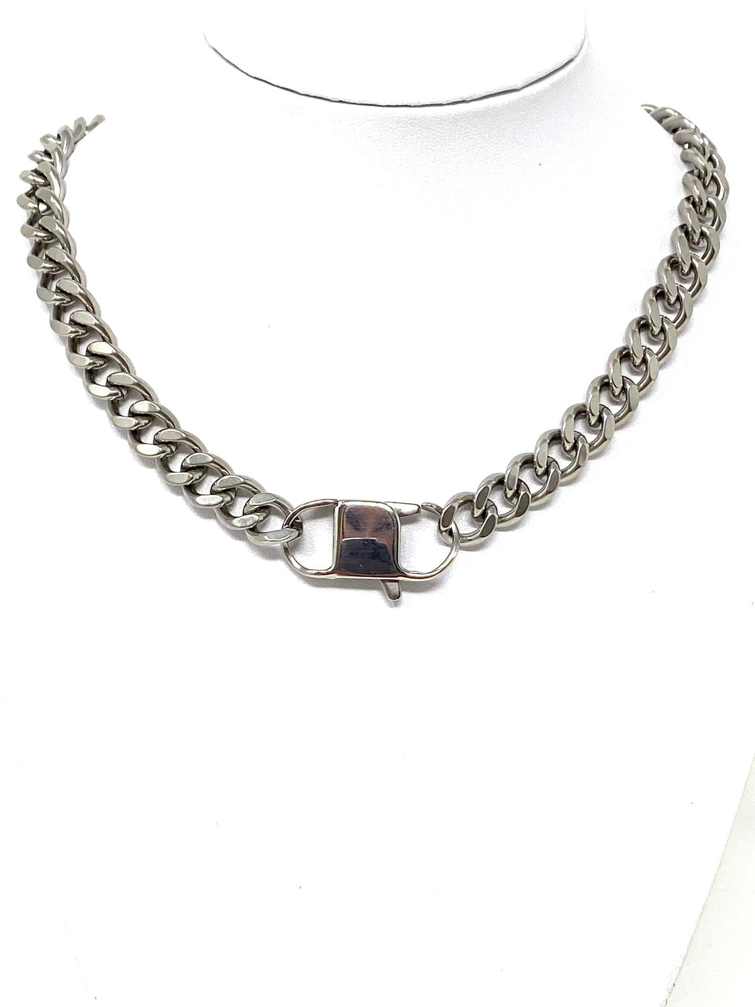 Winter Chain Necklace in Silver
