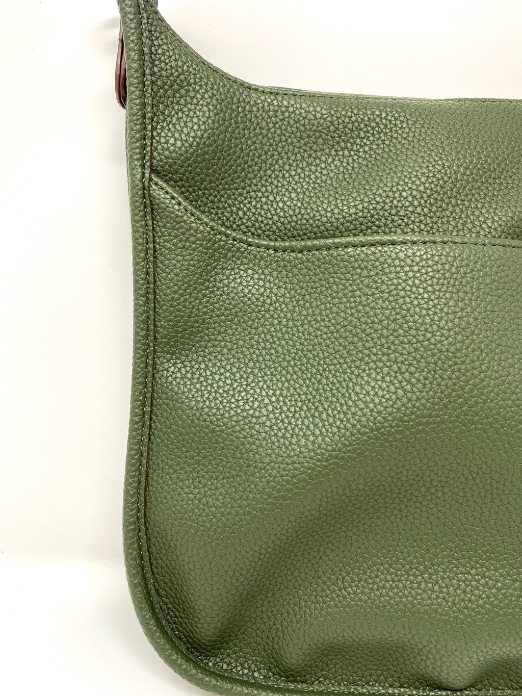 Saddle Bag in Vegan Leather in Olive